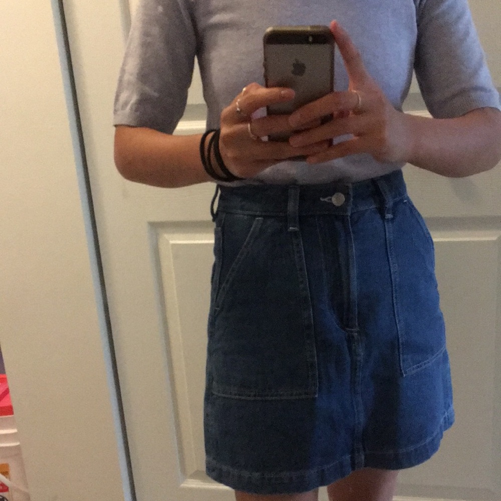 Cute H&M high waisted denim skirt.